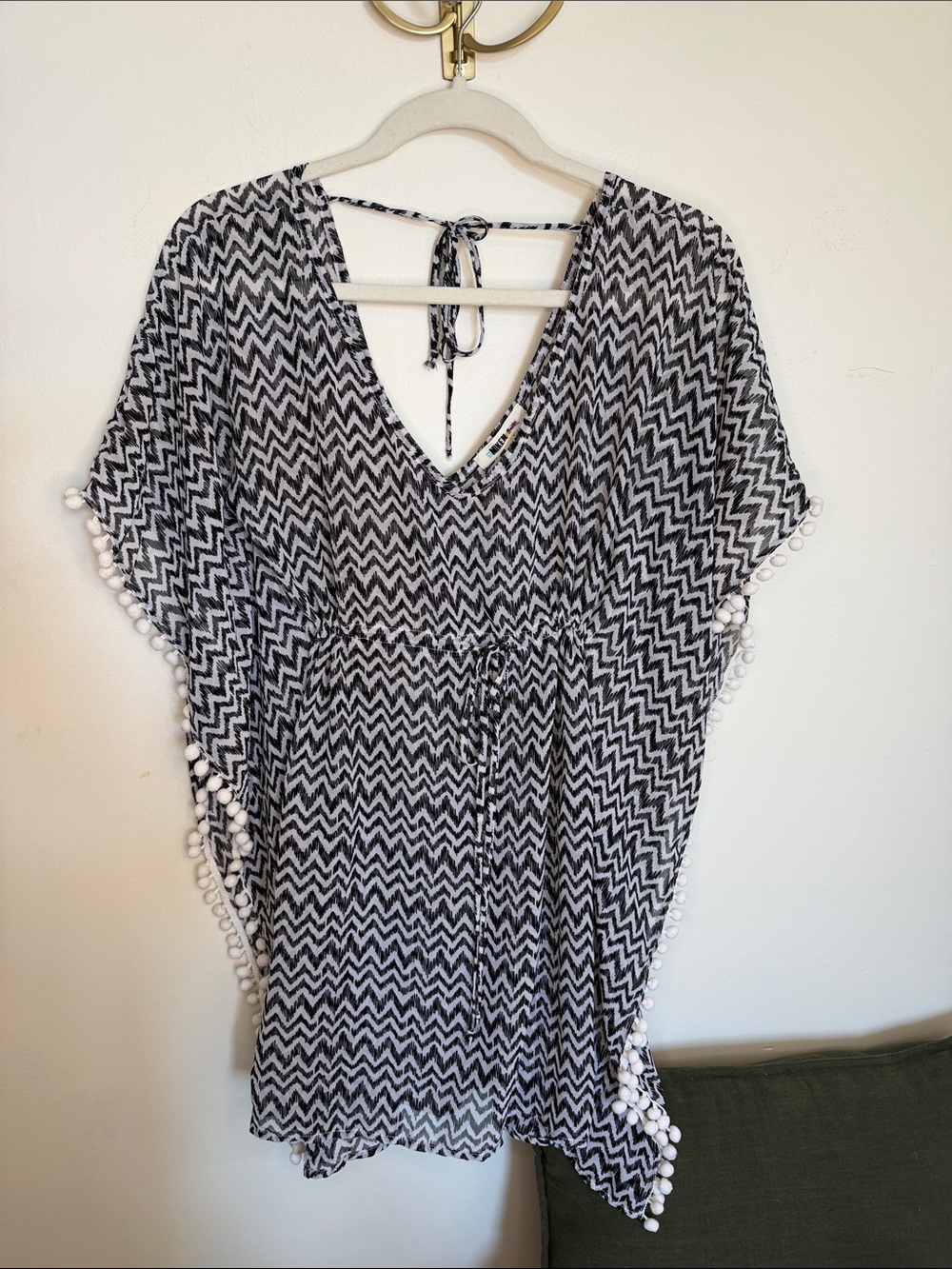 Miken Swim Black & White Zigzag Pom-Pom Swim Cover-Up